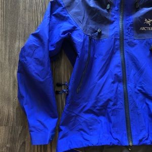 Arcteryx Beta AR Womens Jacket Sz Small Too Blue Made In Canada Vintage 1998
